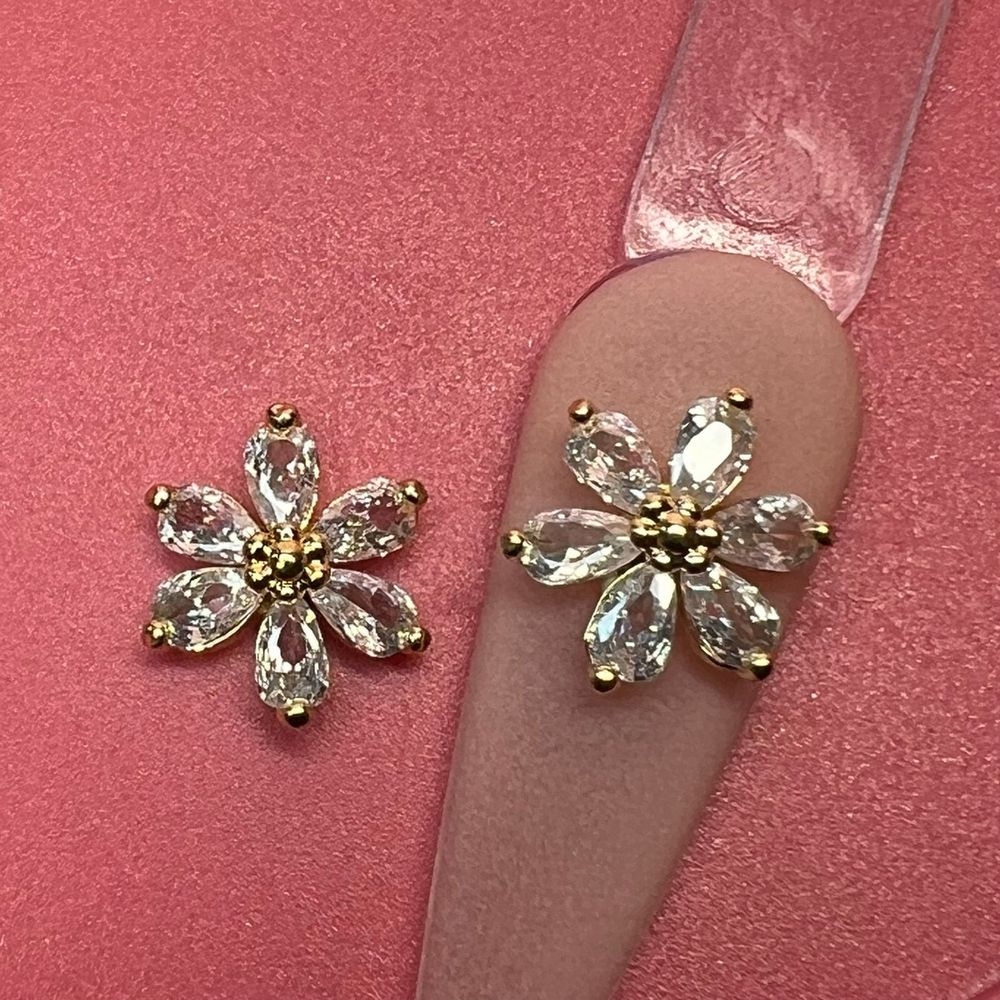 2-piece 3D flower nail charms - 2