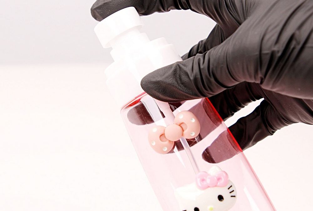 Hello Kitty spray bottle — Reusable Travel Dispenser